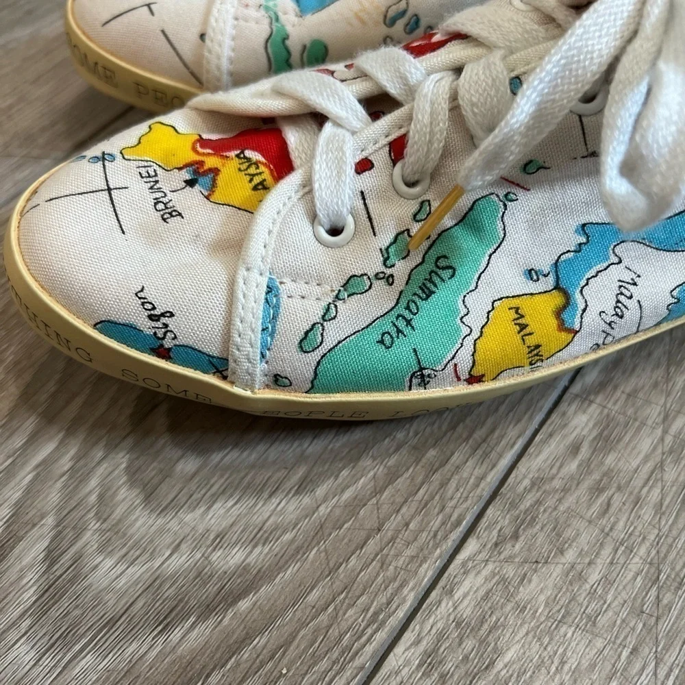 Vintage 80's NO FRILLS Low Top Sneaker Map Graphic Lace Up 6.5 B